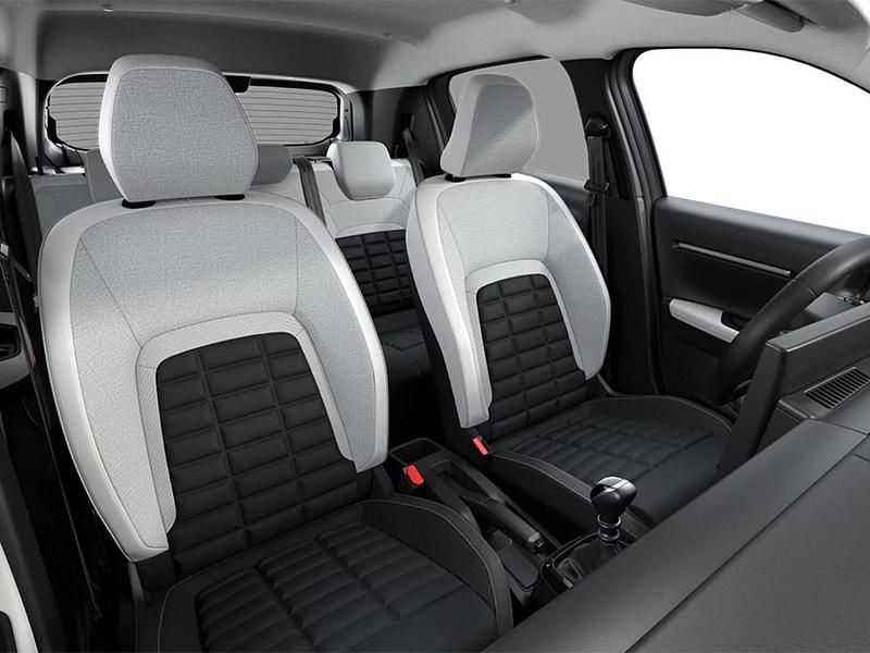 Usata Citroën C3 PureTech 110 CV (80 kW) 2024 Grigio Utilitaria