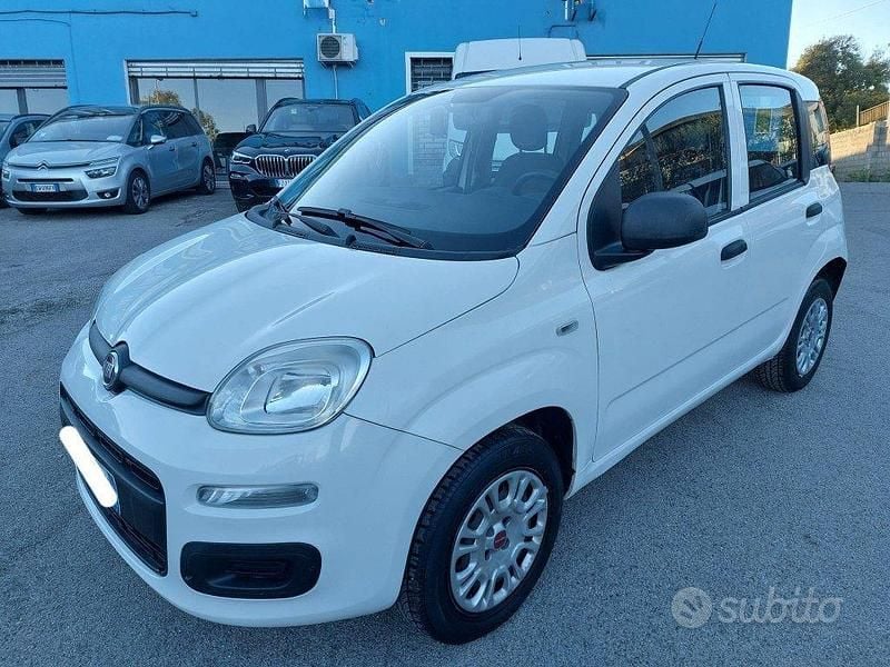 Usata Fiat Panda Lounge 84 CV (61 kW) 2013 Bianco Utilitaria