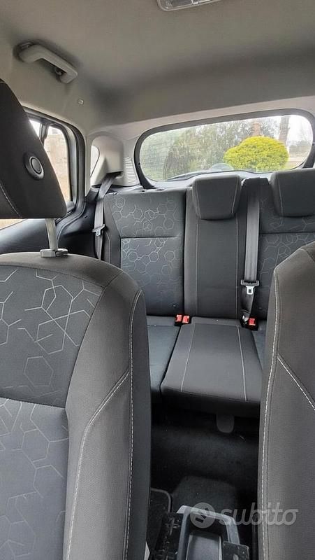 Usata Ford B-MAX 75 CV (55 kW) 2015 Grigio Monovolume