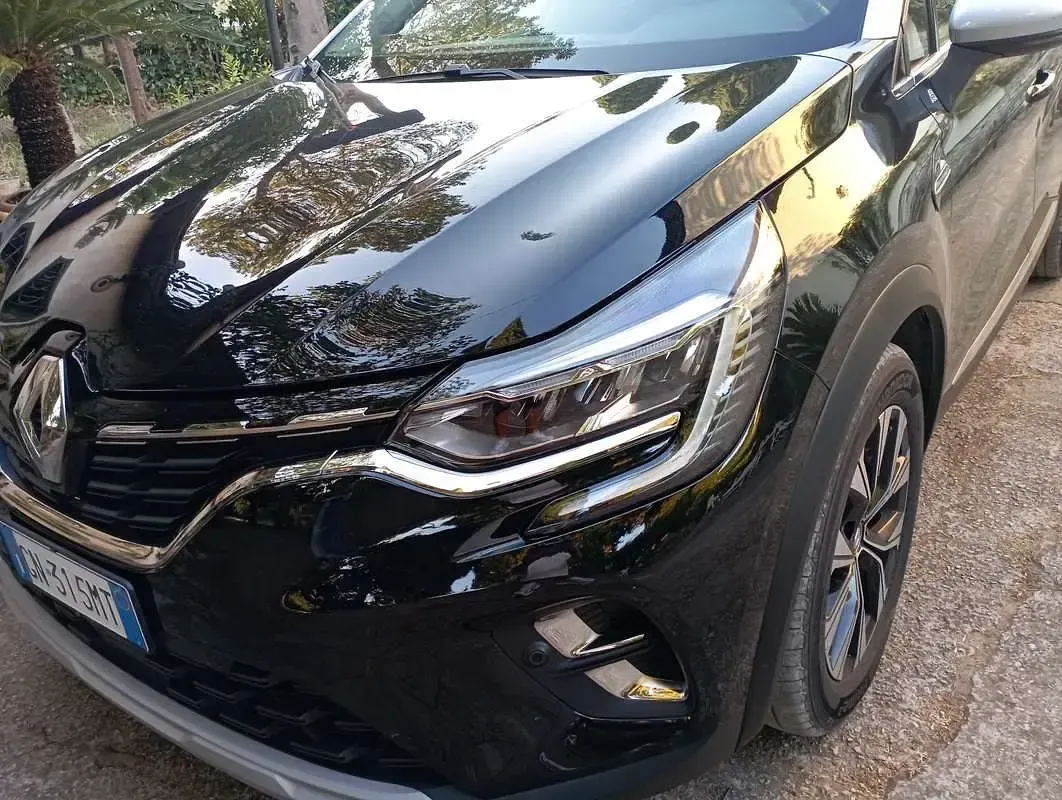 Usata Renault Captur Techno 101 CV (74 kW) 2025 SUV