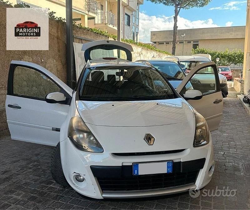 Occasion Renault Clio GrandTour 75 ch (55 kW) 2012 Blanc Break