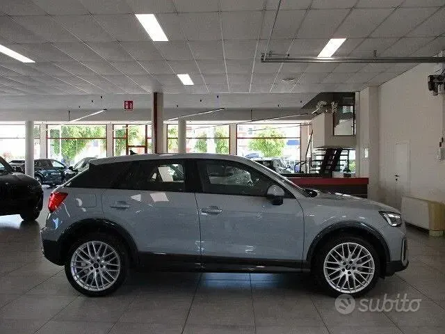 Usata Audi Q2 S-Line 150 CV (110 kW) 2025 Grigio freccia SUV