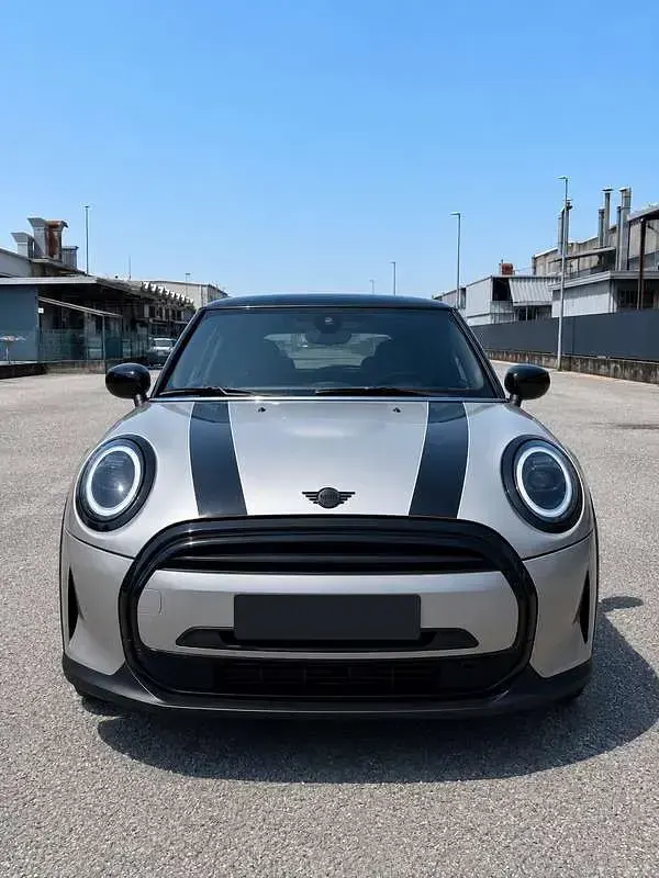 Usata Mini Cooper 156 CV (114 kW) 2024 Utilitaria