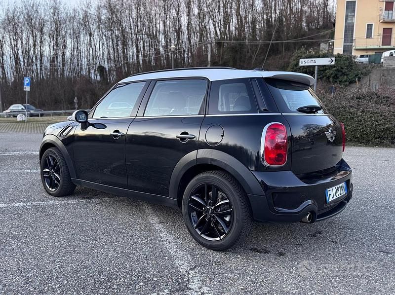 Usata Mini Cooper SD Countryman Business 143 CV (105 kW) 2015 Nero SUV