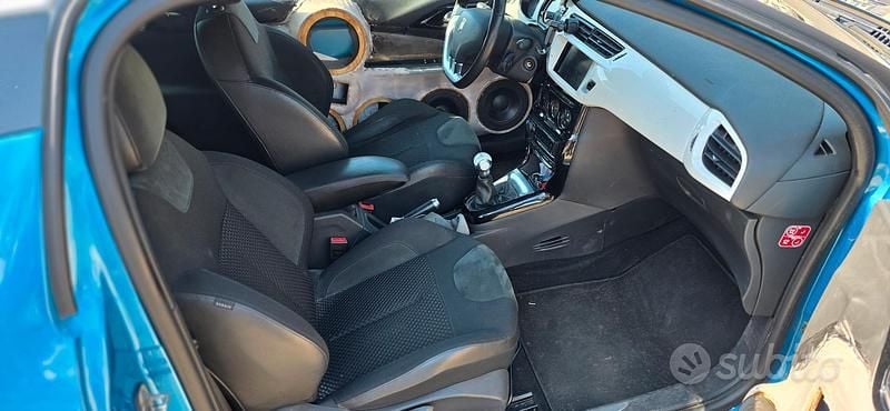 Usata Citroën DS3 82 CV (60 kW) 2015 Blu Utilitaria