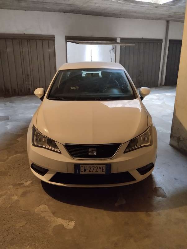 Usata 2014 Seat Ibiza Tre volumi | 6800 € (Buon prezzo) - Immagine 1/4