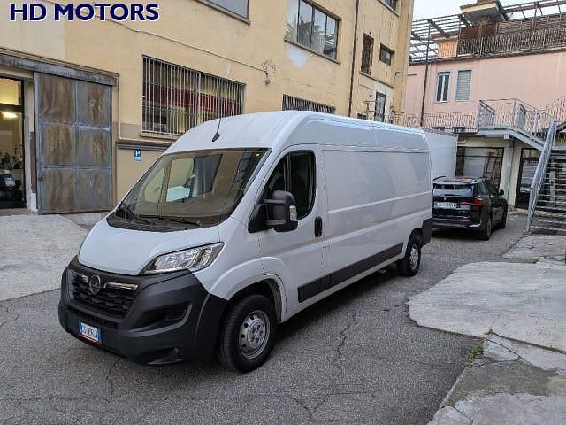 Gebraucht Opel Movano S 140 PS (102 kW) 2024 Weiß Van