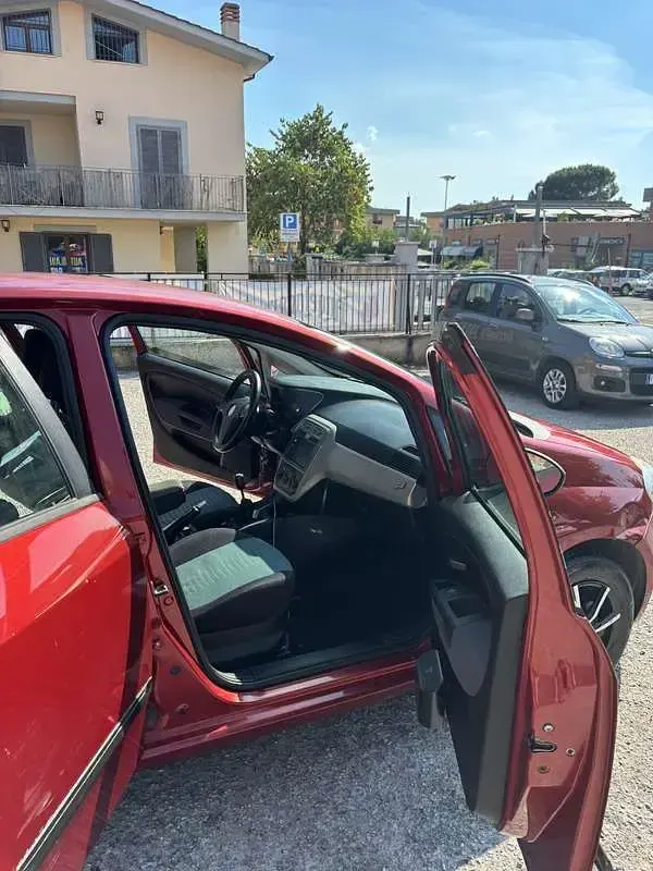 Usata Fiat Grande Punto Dynamic 75 CV (55 kW) 2006 Utilitaria
