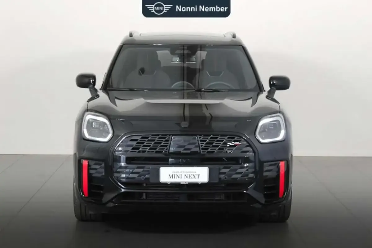 Usata Mini John Cooper Works Countryman 300 CV (220 kW) 2025 Midnight black ii SUV
