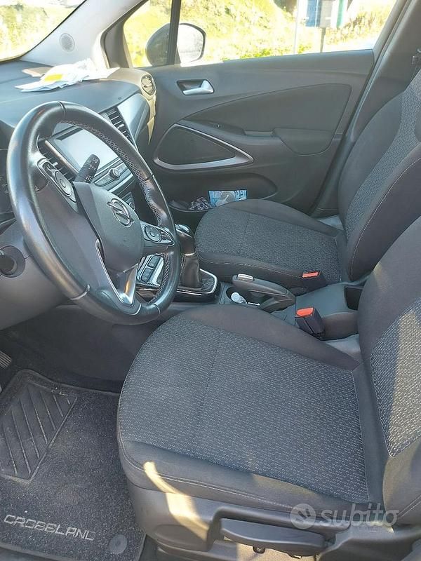 Usata Opel Crossland 83 CV (61 kW) 2022 Grigio SUV