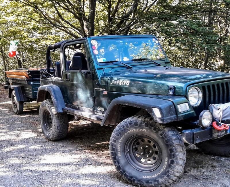 Usata Jeep Wrangler Sport 177 CV (130 kW) 1999 Verde SUV