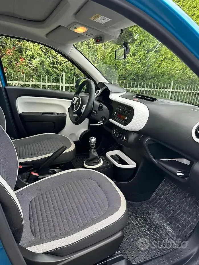 Usata Renault Twingo 90 CV (66 kW) 2016 Blu Utilitaria