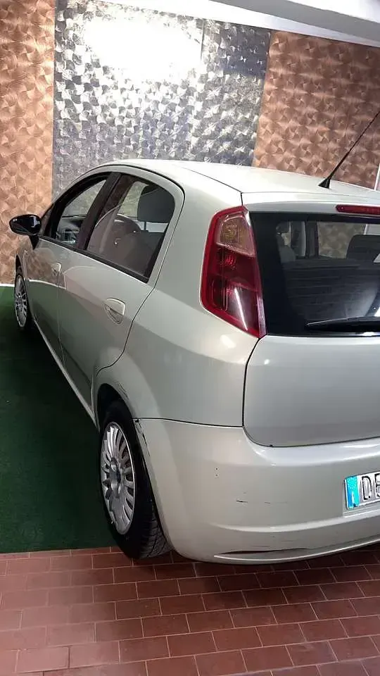 Usata Fiat Grande Punto Emotion 120 CV (88 kW) 2006 Other Utilitaria