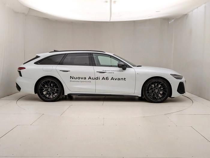 Usata Audi A7 204 CV (150 kW) 2025 Bianco Station wagon