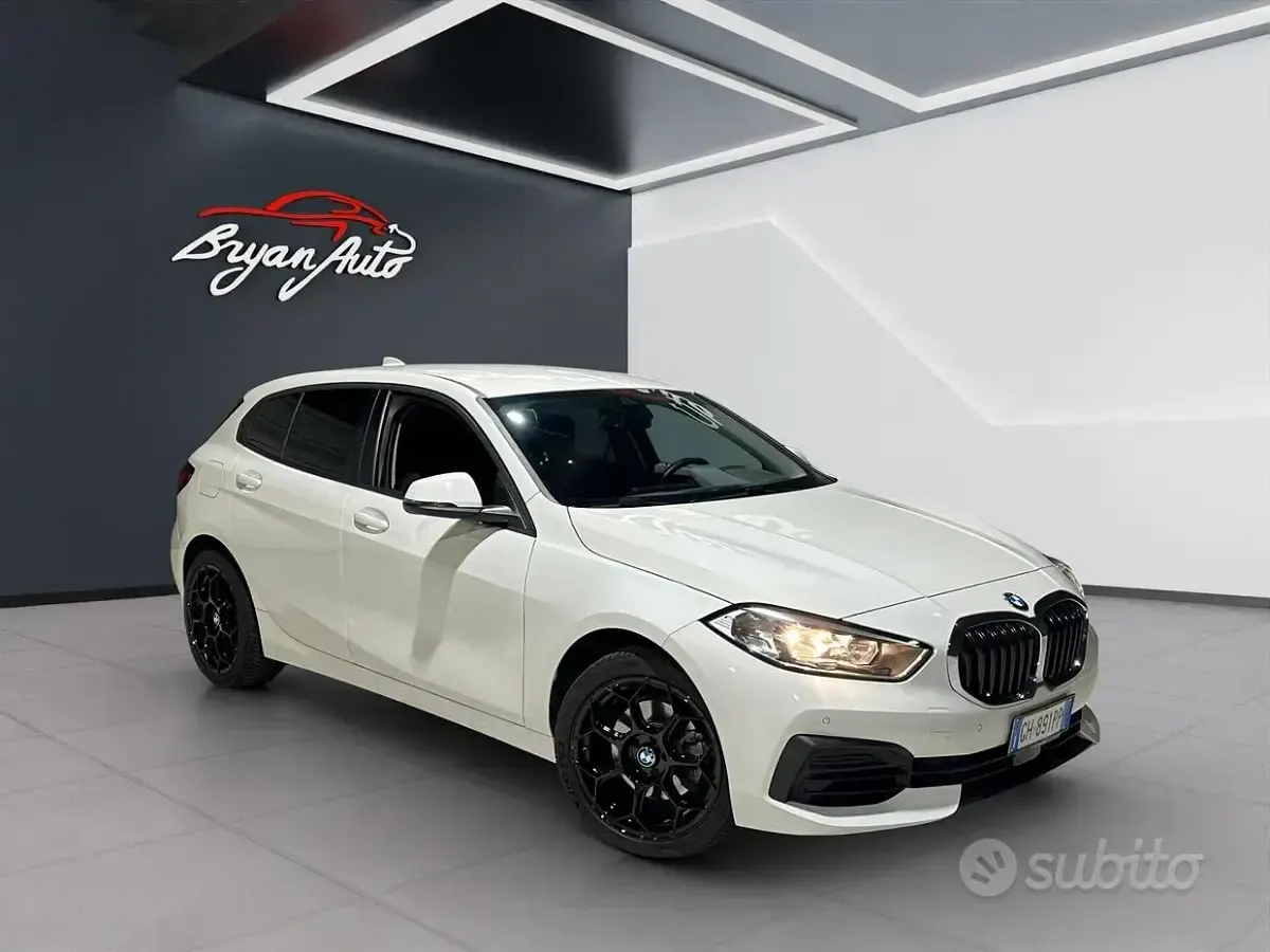 Gebraucht BMW 118 Advantage 150 PS (110 kW) 2021 Weiß Kleinwagen