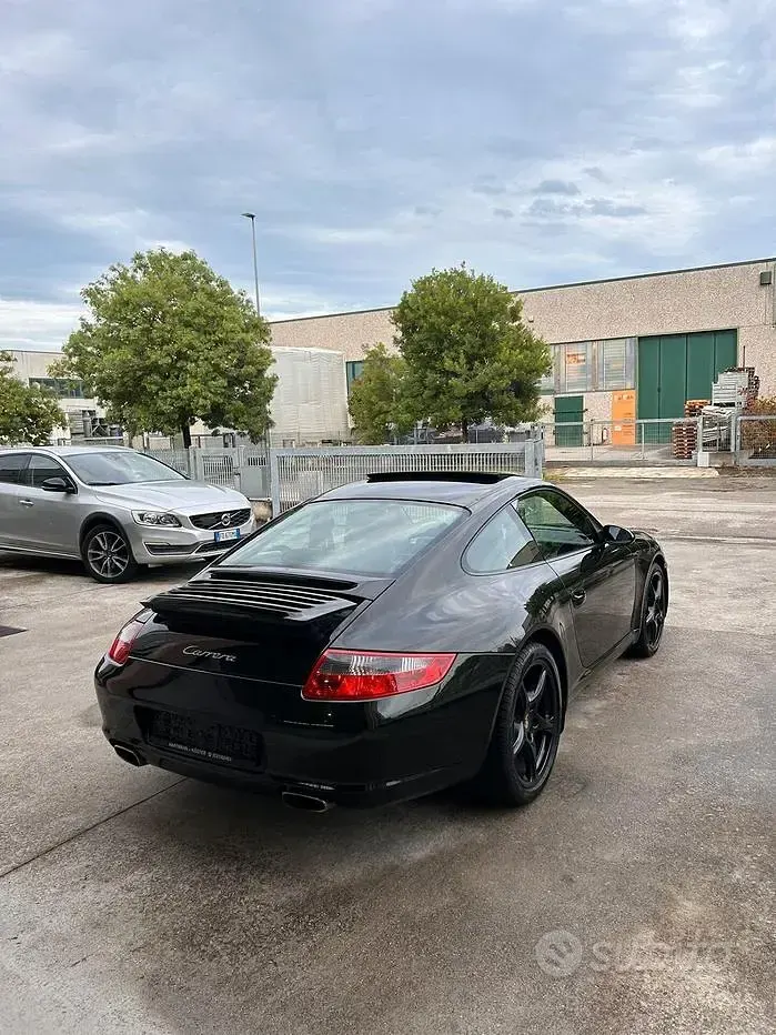 Usata Porsche 911 Carrera 325 CV (239 kW) 2006 Verde Coupé