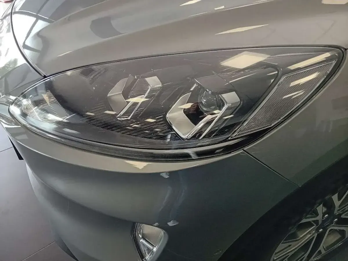 Begagnad Ford Kuga Titanium 152 HK (111 kW) 2020 Grå SUV