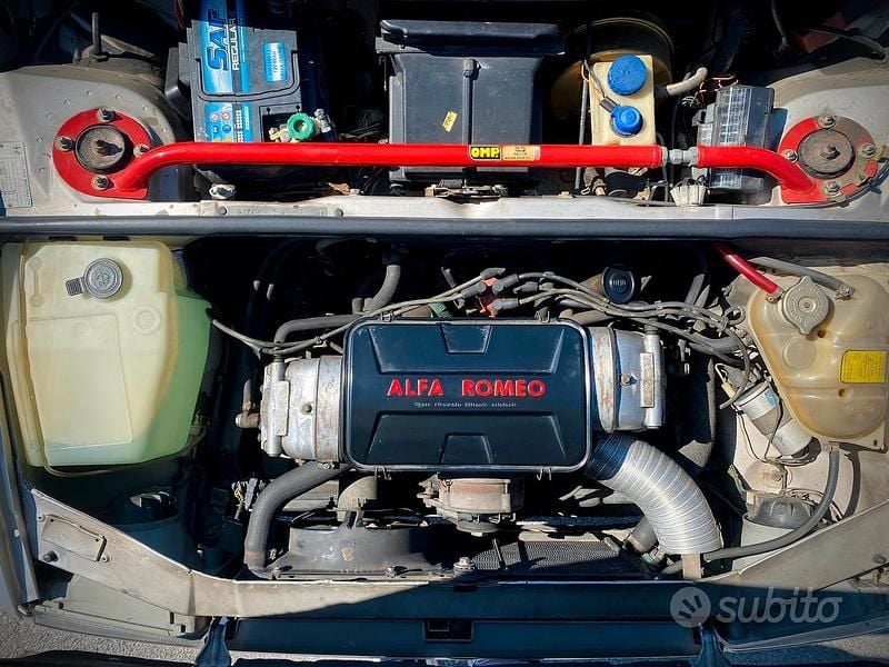Usata Alfa Romeo 33 Quadrifoglio Verde 118 CV (86 kW) 1989 Argento Berlina