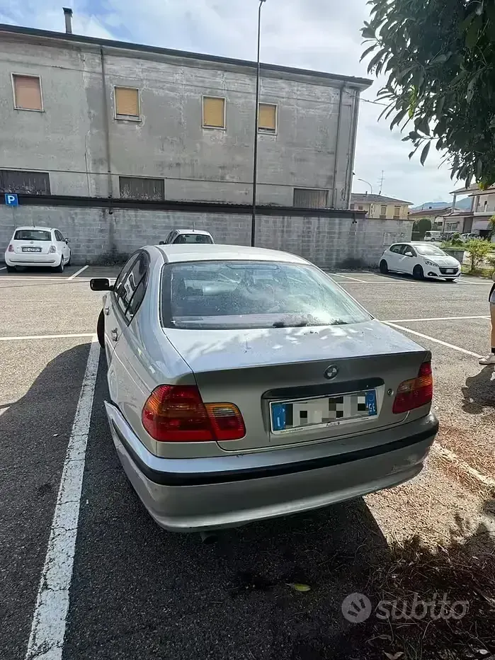 Usata BMW 318 143 CV (105 kW) 2005 Grigio Berlina