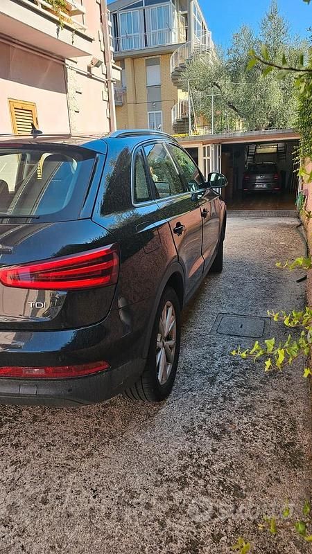 Usata Audi Q3 150 CV (110 kW) 2014 Nero SUV
