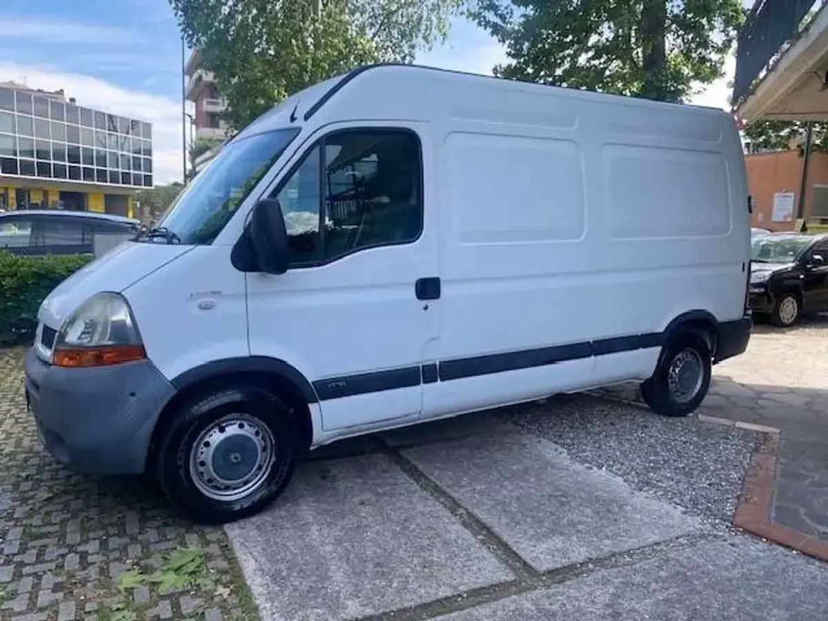 Usata Renault Master 114 CV (83 kW) 2006 Bianco Furgone