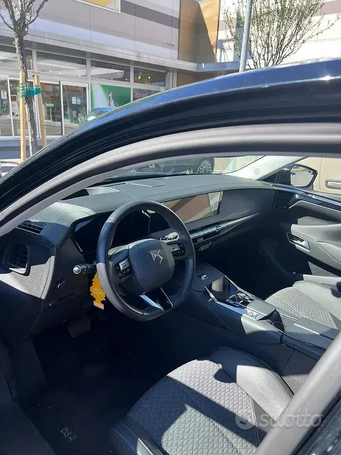 Usata DS Automobiles DS4 130 CV (95 kW) 2023 Nero SUV