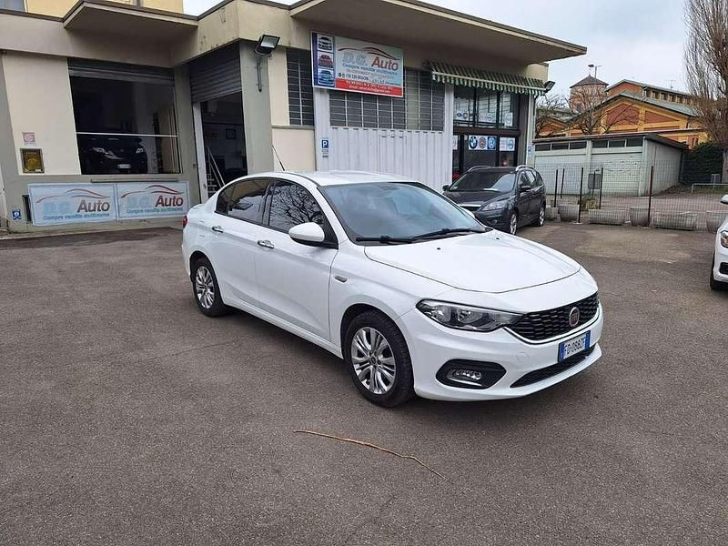 Usata Fiat Tipo Opening Edition 120 CV (88 kW) 2016 Bianco Berlina