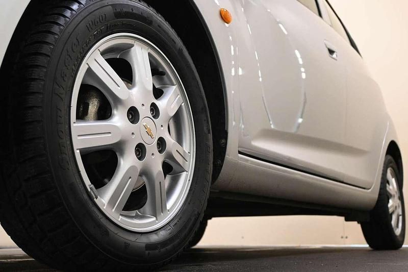 Usata Chevrolet Spark 68 CV (50 kW) 2011 Grigio Utilitaria