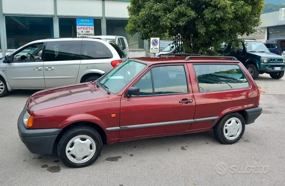 Usata VW Polo 45 CV (33 kW) 1994 Rosso Utilitaria