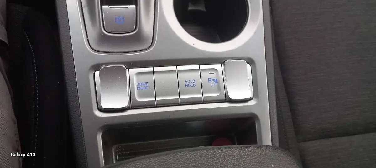 Usata Hyundai Kona XPrime 25 kW (35 CV) 2021 Grigio SUV