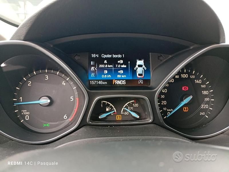 Begagnad Ford C-MAX 150 HK (110 kW) 2016 Grå Minibuss