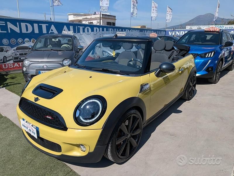 Usata Mini Cooper S Cabriolet 184 CV (135 kW) 2010 Giallo Cabrio