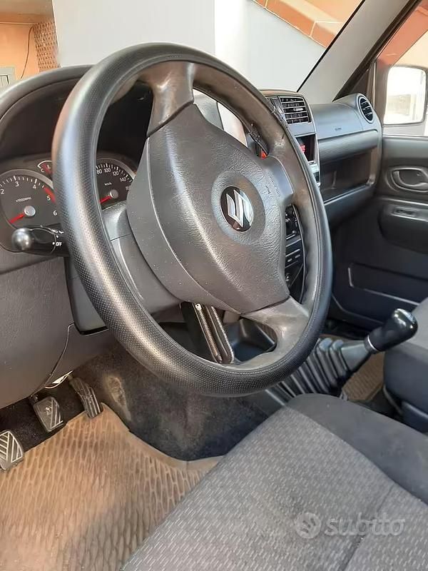 Usata Suzuki Jimny 2007 Nero SUV
