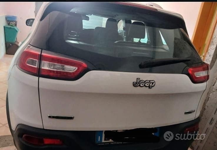 Usata Jeep Cherokee 140 CV (102 kW) 2015 Bianco SUV