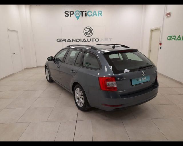 Usata Skoda Octavia G-TEC Ambition 110 CV (80 kW) 2018 Argento Station wagon