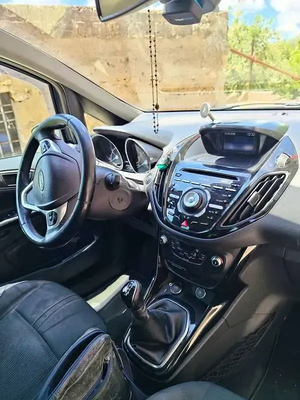 Usata Ford B-MAX Titanium 86 CV (63 kW) 2014 Grigio Monovolume
