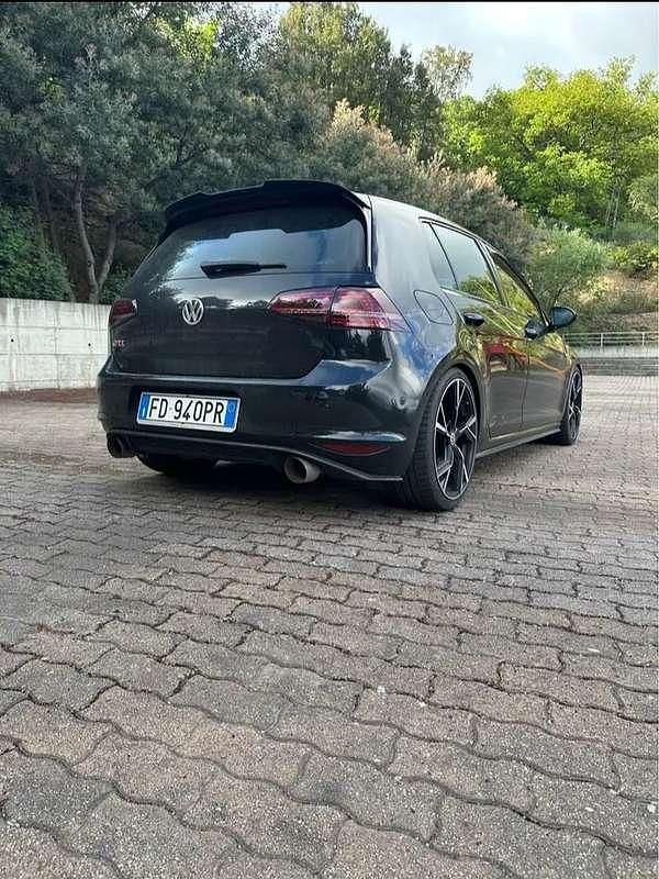Usata VW Golf VII Business 230 CV (169 kW) 2016 Berlina