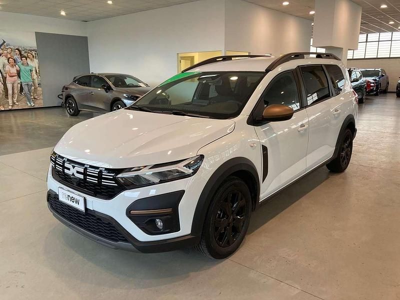 Usata Dacia Jogger Extreme 101 CV (74 kW) 2025 Bianco pastello Monovolume