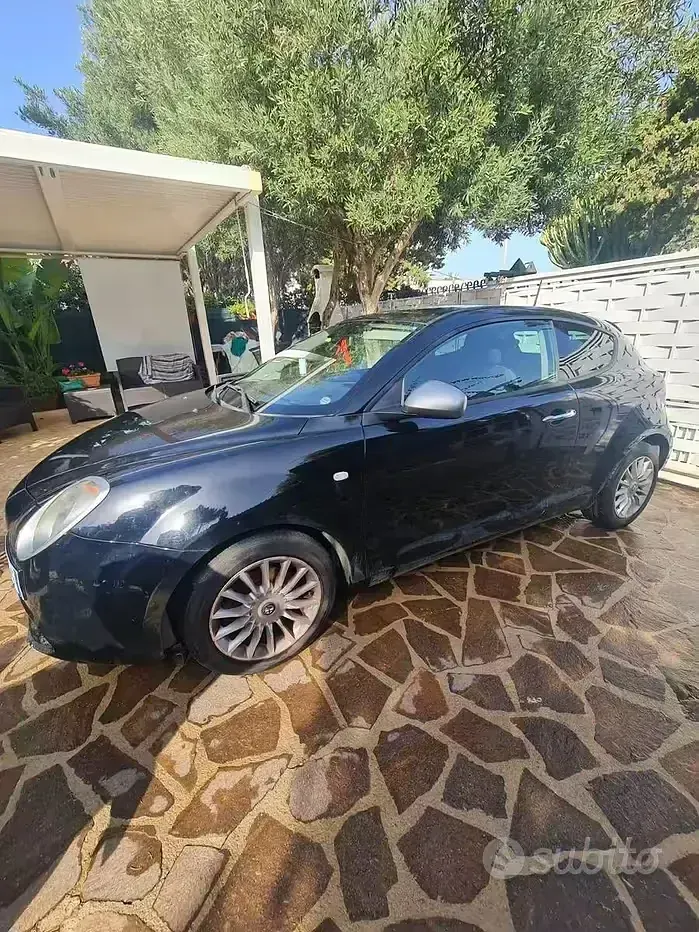 Usata Alfa Romeo MiTo 85 CV (62 kW) 2015 Nero Utilitaria