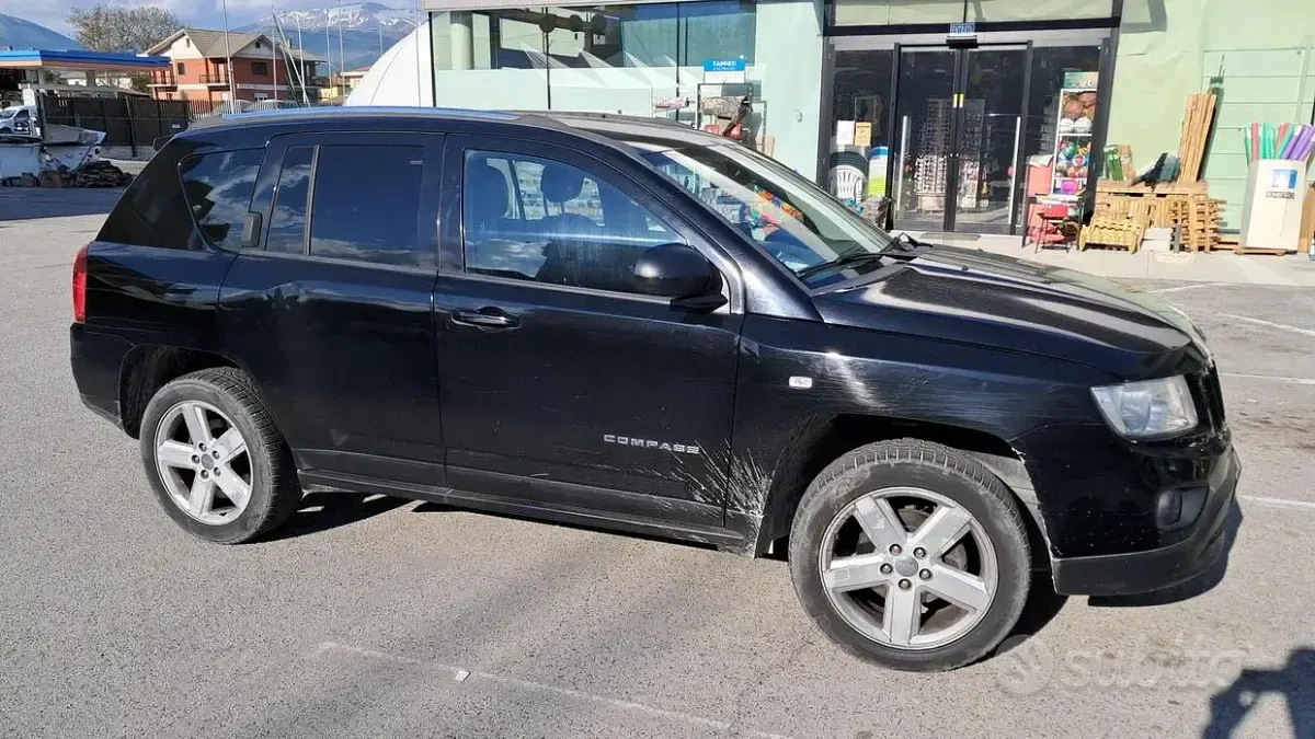 Usata Jeep Compass 163 CV (119 kW) 2013 Nero SUV