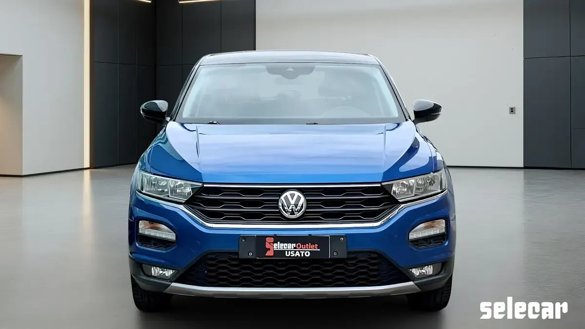 Usata VW T-Roc Advance 116 CV (85 kW) 2018 Blu ravenna metallizzato nero SUV