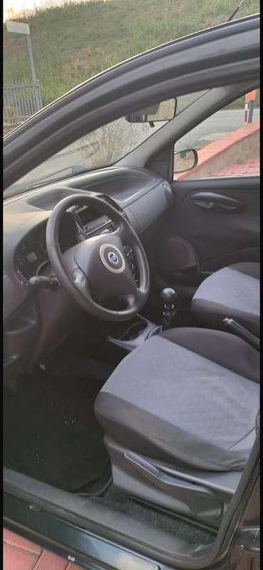 Usata Fiat Punto S 58 CV (42 kW) 2005 Berlina