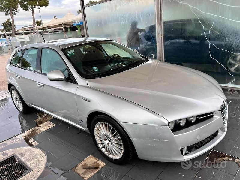 Usata Alfa Romeo 159 150 CV (110 kW) 2008 Grigio Station wagon
