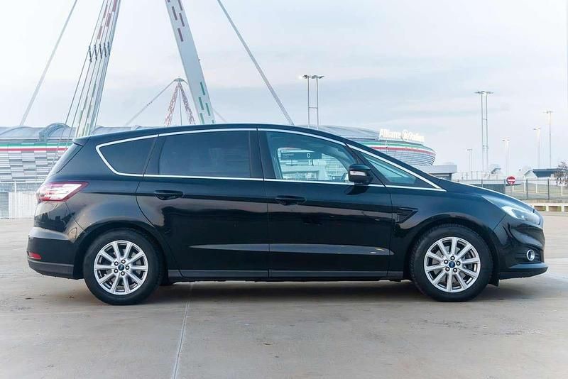 Usata Ford S-MAX Business Edition 150 CV (110 kW) 2016 Nero Monovolume