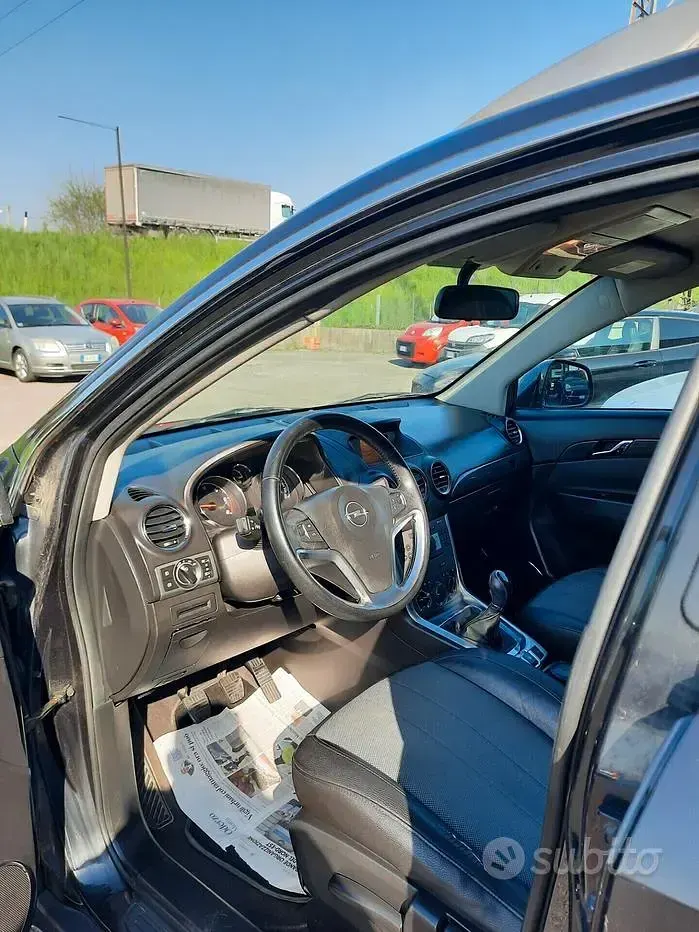 Usata Opel Antara Cosmo 163 CV (119 kW) 2012 Nero SUV