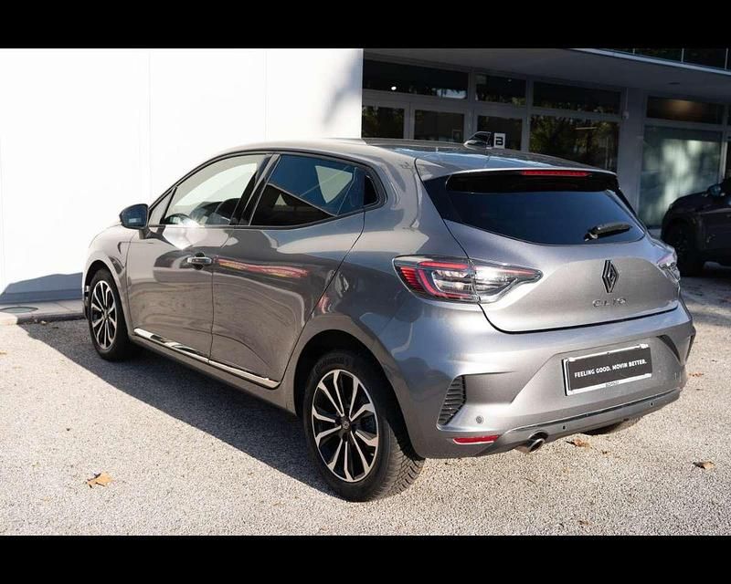 Begagnad Renault Clio V Techno 91 HK (66 kW) 2025 Grå Halvkombi