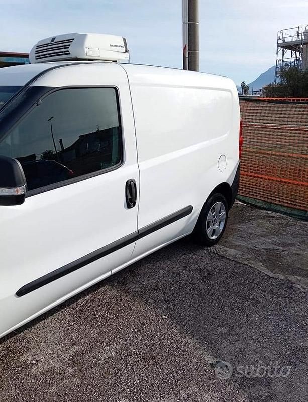 Usata Fiat Doblò 2011 Bianco Monovolume