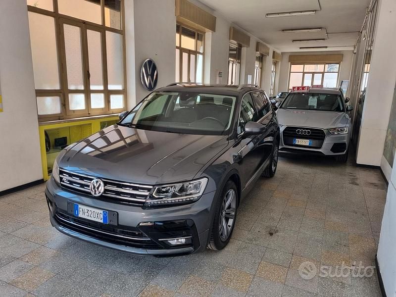 Usata VW Tiguan R-line 116 CV (85 kW) 2018 Grigio SUV