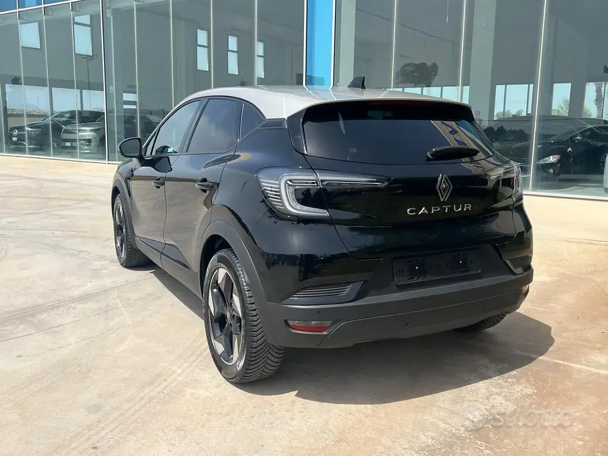 Usata Renault Captur Techno 91 CV (66 kW) 2025 Nero SUV