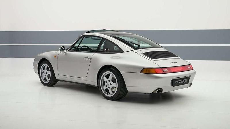 Usata Porsche 993 286 CV (210 kW) 1998 Grigio metallizzato Coupé